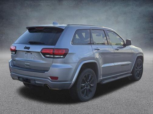 2021 Jeep Grand Cherokee Laredo