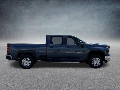 Lakeshore Blue 2026 Chevrolet Silverado 2500 LT