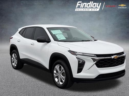 Summit White 2024 Chevrolet Trax LS