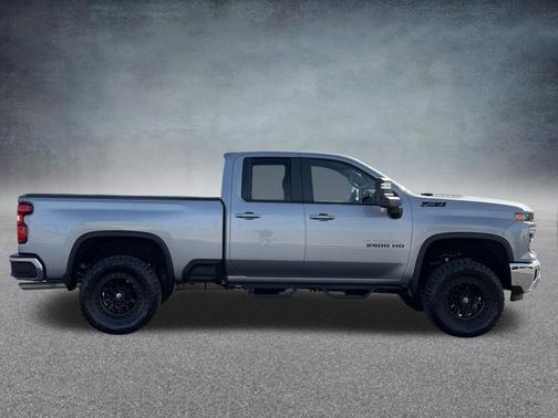 Sterling Gray Metallic 2024 Chevrolet Silverado 2500 LT