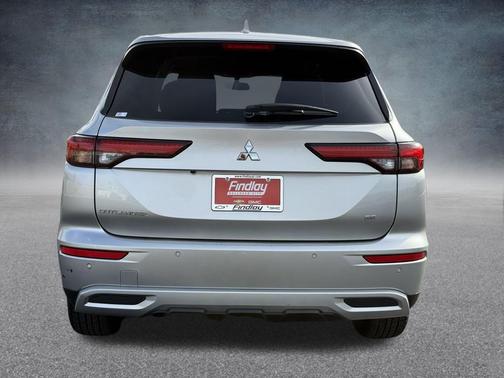 2024 Mitsubishi Outlander 