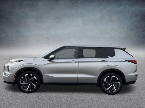 2024 Mitsubishi Outlander SE Black Edition