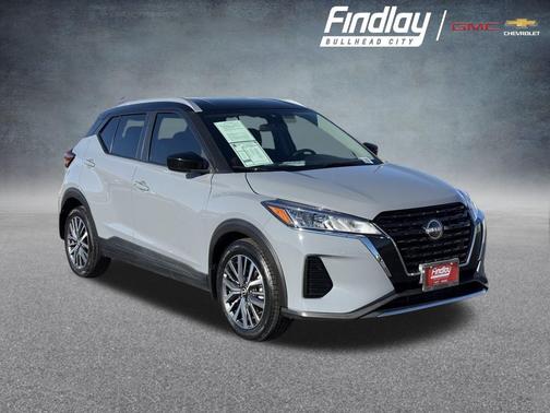 2023 Nissan Kicks SV