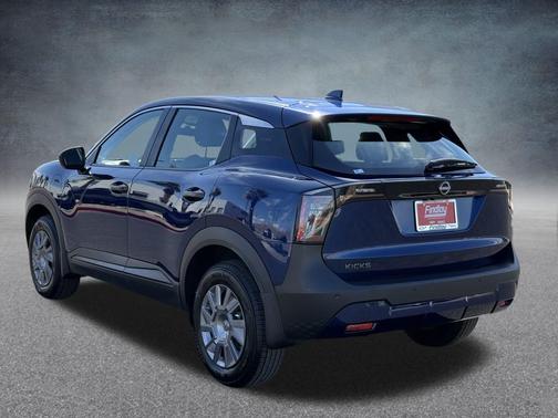 2025 Nissan Kicks S