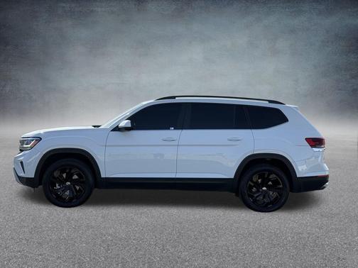 2022 Volkswagen Atlas 3.6L SE w/Technology