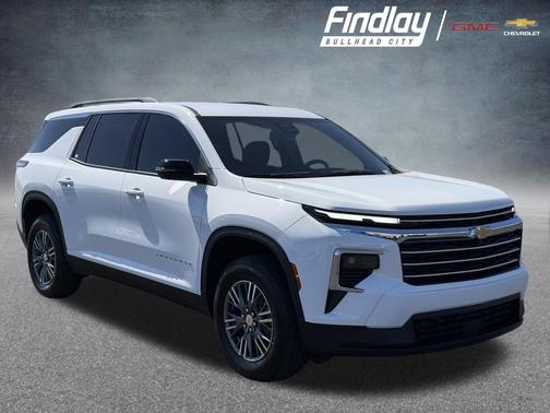 Summit White 2026 Chevrolet Traverse LT