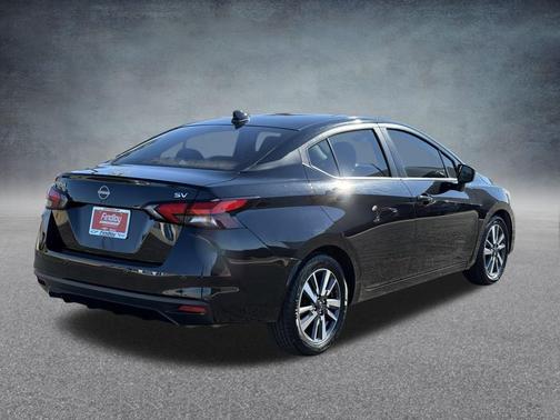 2023 Nissan Versa 1.6 SV