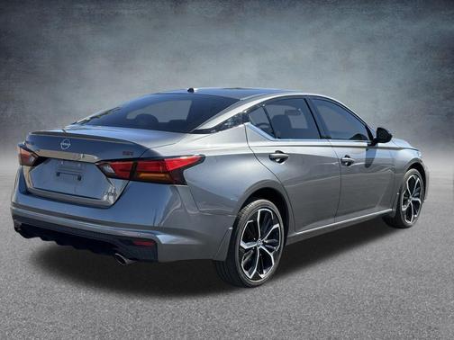 2024 Nissan Altima SR Intelligent AWD