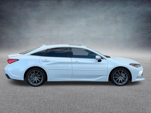 2022 Toyota Avalon Limited