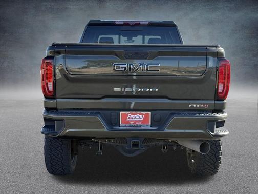 2022 GMC Sierra 2500 AT4
