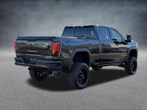 2022 GMC Sierra 2500 AT4