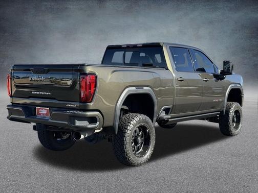 2022 GMC Sierra 2500 AT4
