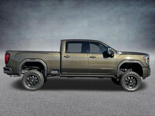 2022 GMC Sierra 2500 AT4