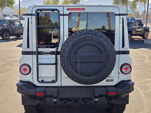 2025 INEOS Grenadier Fieldmaster