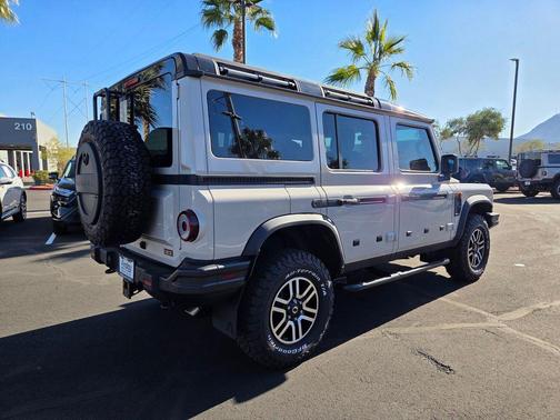 2025 INEOS Grenadier AWD