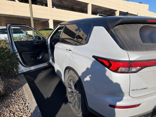 2023 Mitsubishi Outlander SEL Black Edition 2WD