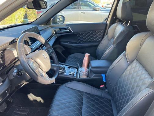 2023 Mitsubishi Outlander SEL Black Edition 2WD