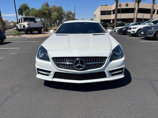 Arctic White 2013 Mercedes-Benz SLK-Class SLK350