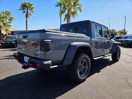 Sting-Gray Clearcoat 2023 Jeep Gladiator Rubicon