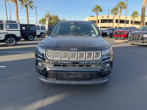 2022 Jeep Compass Latitude Lux