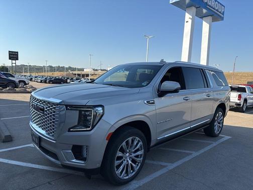 2024 GMC Yukon XL Denali