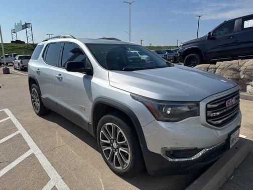 2017 GMC Acadia SLT-1