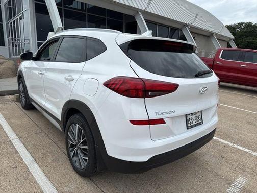 2021 Hyundai TUCSON SEL
