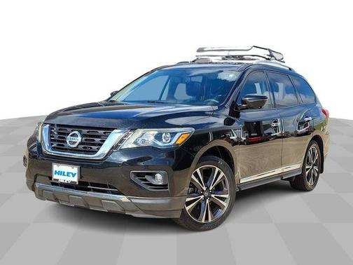 2017 Nissan Pathfinder Platinum