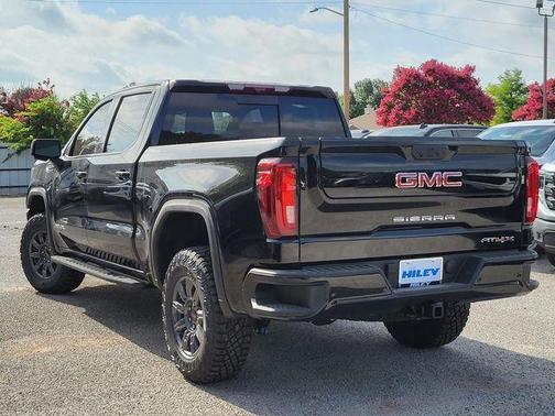 2025 GMC Sierra 1500 AT4X