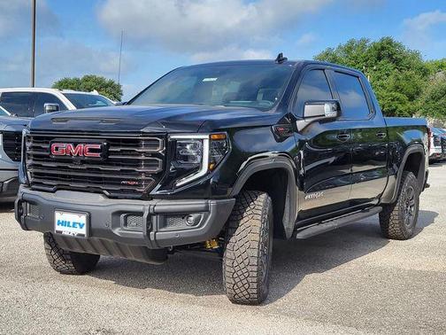 2025 GMC Sierra 1500 AT4X