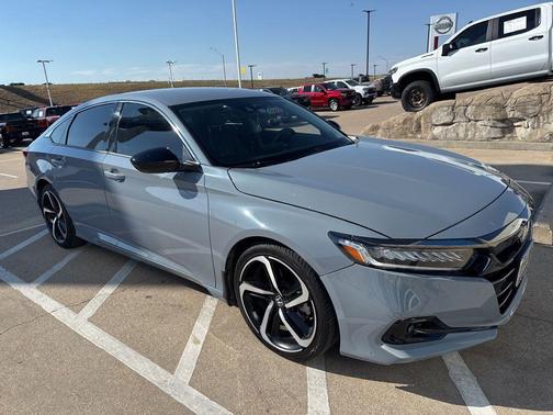 2022 Honda Accord Sport SE