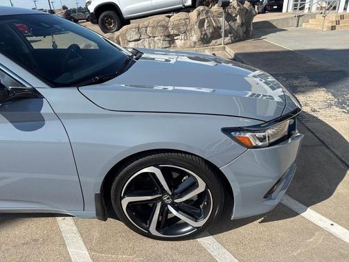 2022 Honda Accord Sport SE