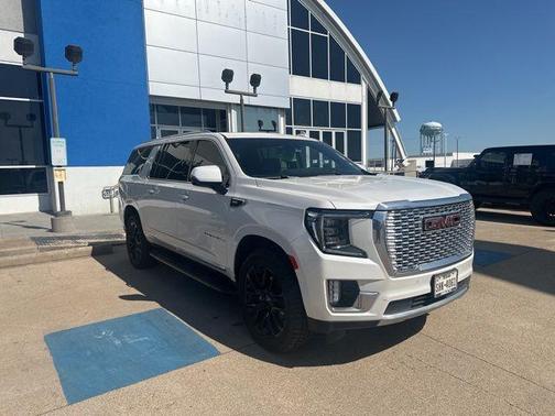2023 GMC Yukon XL Denali