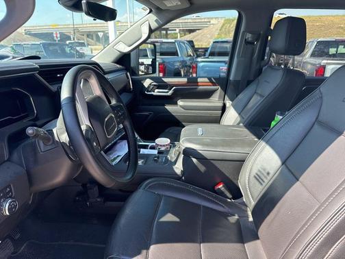 2024 GMC Sierra 2500 Denali