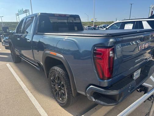 2025 GMC Sierra 2500 Denali
