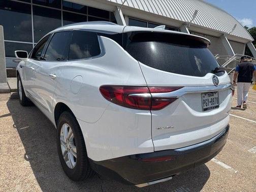 2018 Buick Enclave Essence