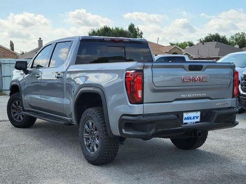 2025 GMC Sierra 1500 AT4X