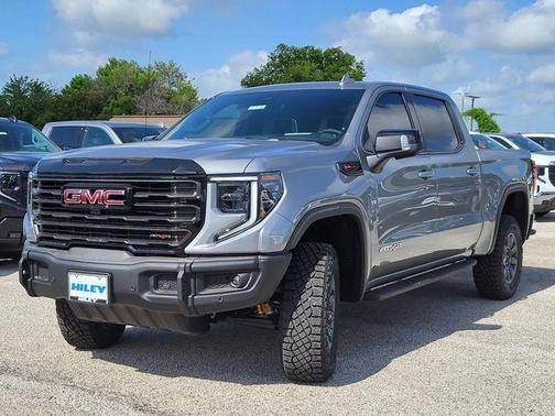 2025 GMC Sierra 1500 AT4X