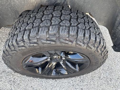 2024 RAM 1500 Classic SLT