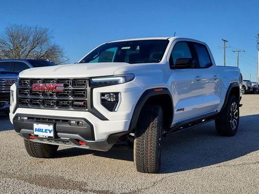 2025 GMC Canyon AT4