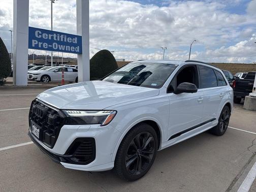 2025 Audi Q7 55 Prestige