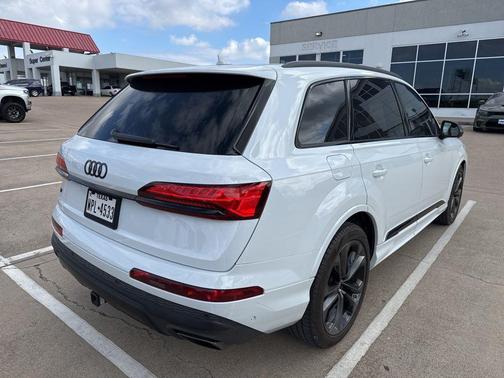 2025 Audi Q7 55 Prestige