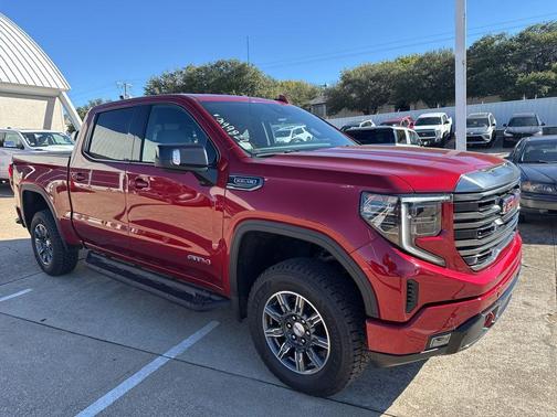 2024 GMC Sierra 1500 AT4