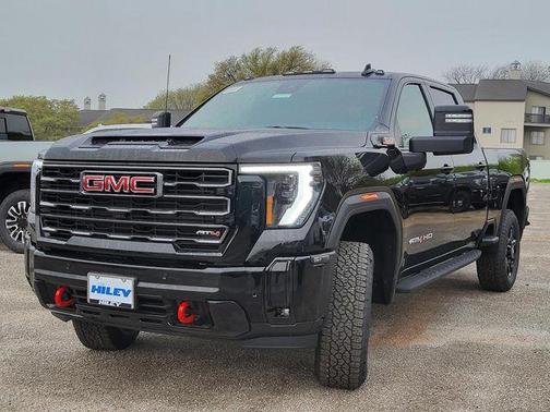2025 GMC Sierra 2500 AT4