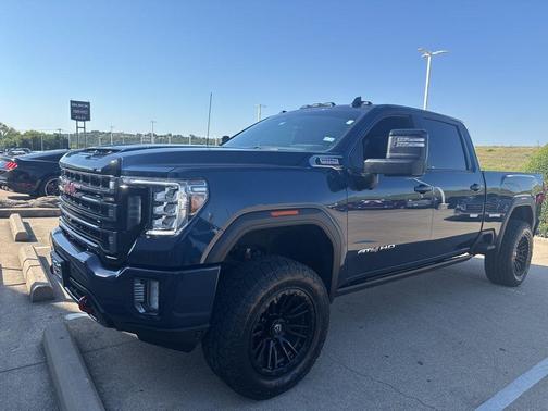 2022 GMC Sierra 2500 AT4