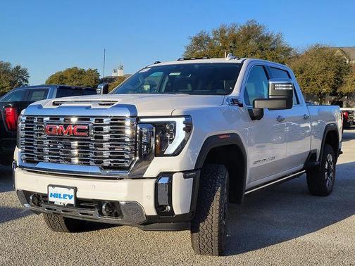 2025 GMC Sierra 2500 Denali