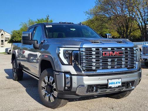 2025 GMC Sierra 2500 Denali