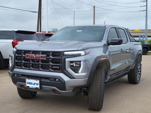 2025 GMC Canyon AT4