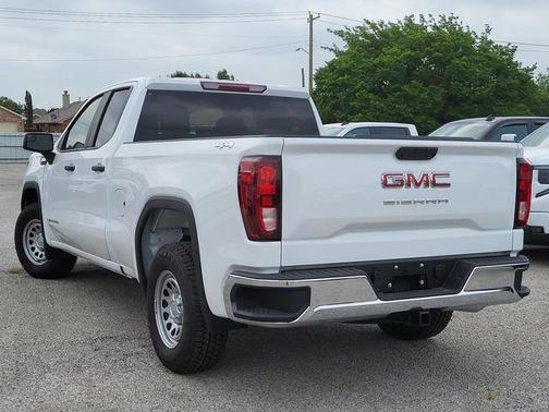 2025 GMC Sierra 1500 Pro
