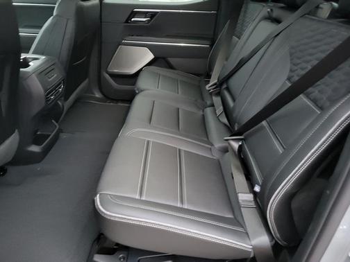 2024 GMC Sierra EV Denali